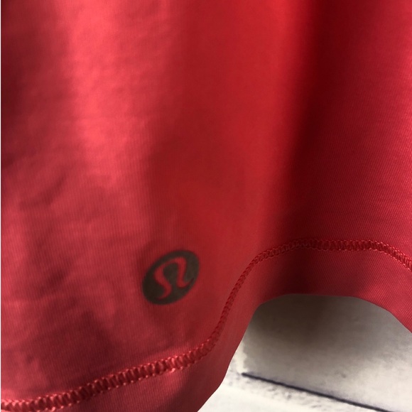 Lululemon Happy Strappy Tank Sz 6 - Picture 4 of 4